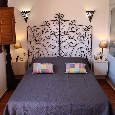 Boutique Bed & Breakfast Casa Utopia Alcaucín Εξωτερικό φωτογραφία