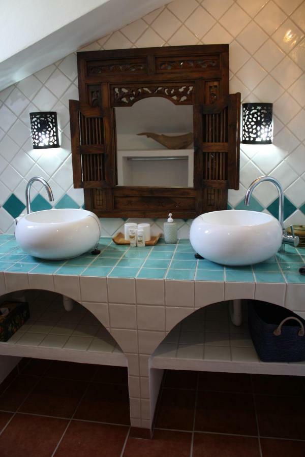 Boutique Bed & Breakfast Casa Utopia Alcaucín Εξωτερικό φωτογραφία