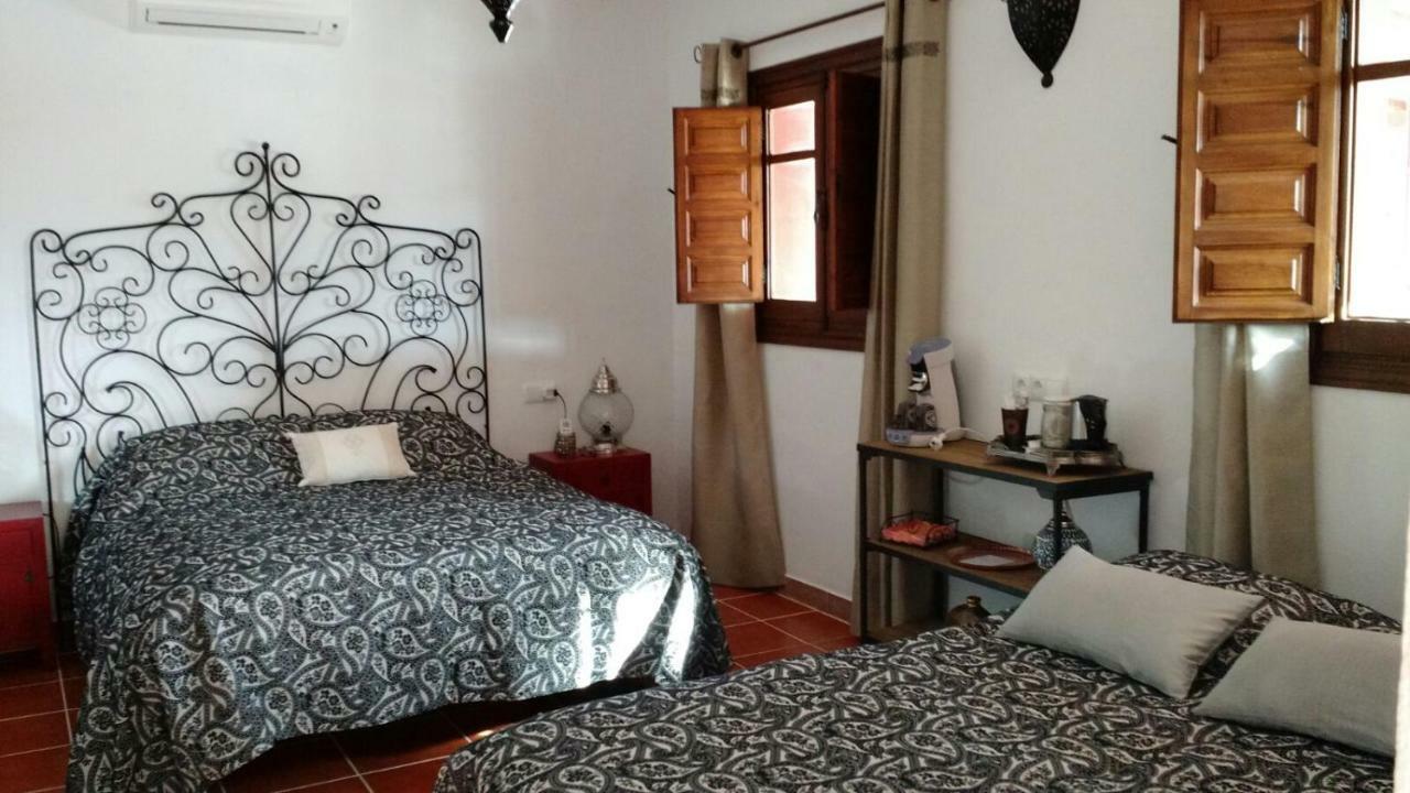 Boutique Bed & Breakfast Casa Utopia Alcaucín Εξωτερικό φωτογραφία